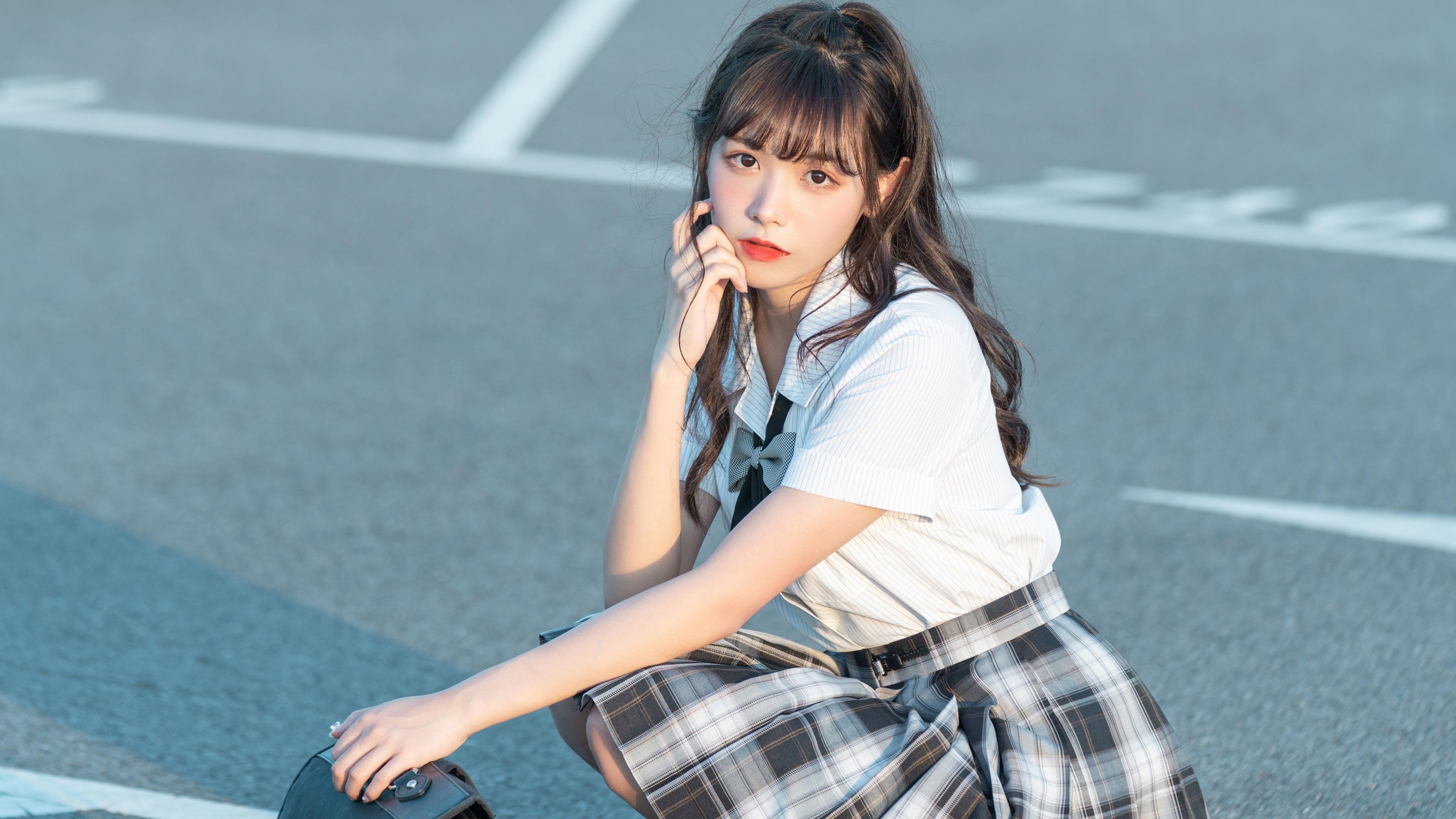 AYX GAME-跳水表现亮眼波兰选手获赞，波兰跳高运动员